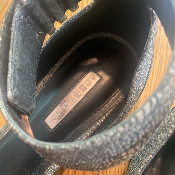 BCBGeneration Pointy Toe Snakeskin Ballet Flats - Picture 4 of 4